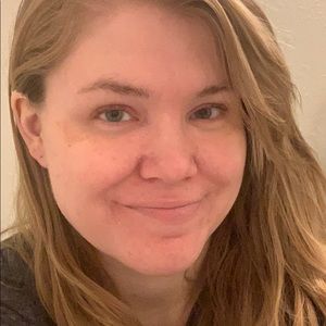 Meet your Posher, Rebekah